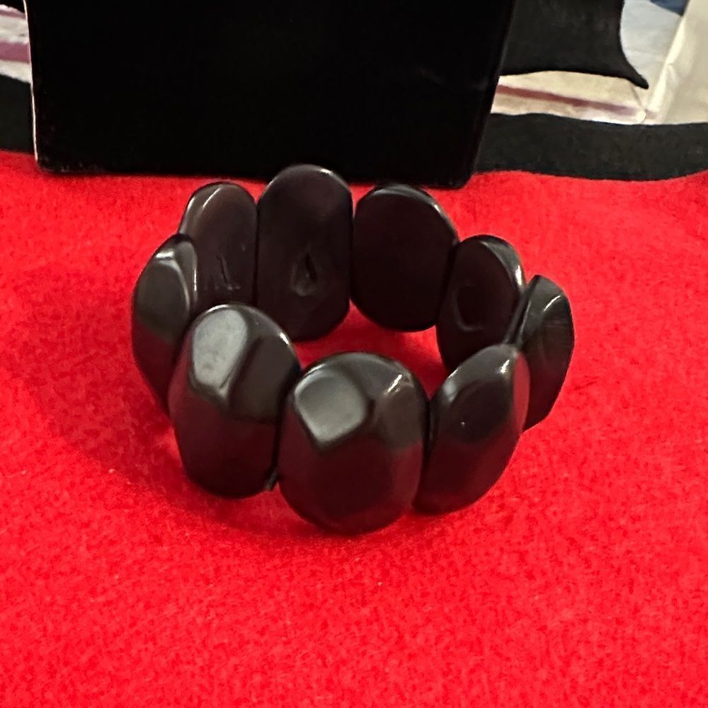 Ecuadorian Rainforest Black Stone Bracelet